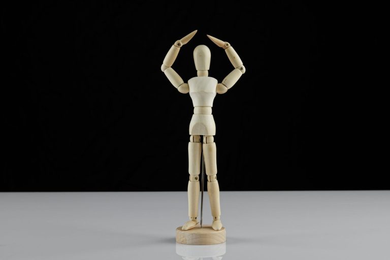 Cómo mejorar la flexibilidad articular con estiramientos lentos en casa